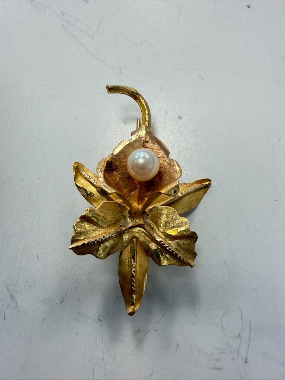 Vintage 18K Gold Orchid Brooch with Pearl.